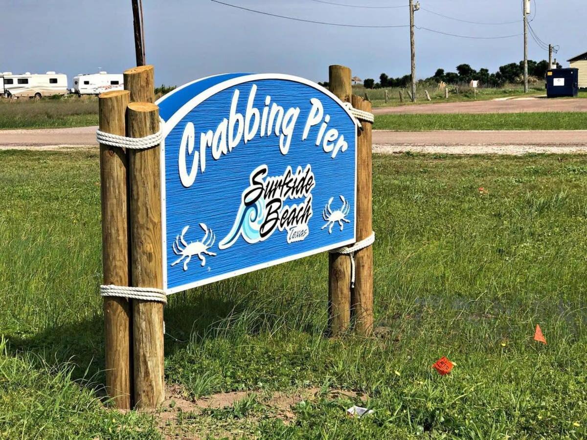Fun In The Sun! Cozy Beach Pad, Gulf Views And Easy Access To The Sand! Surfside Beach Exterior foto